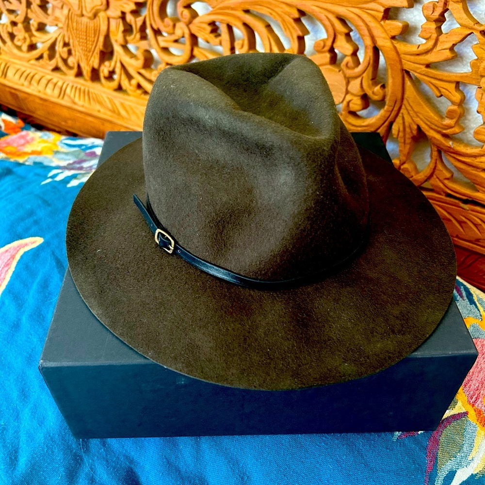 Top Shop Felt Hat. Never worn